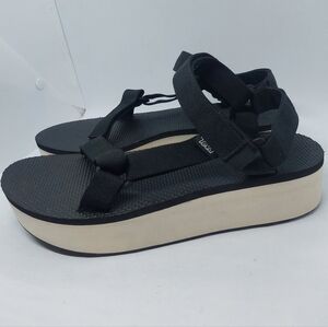 Teva Flatform Universal Sandals Black Women's Size 11 Casual Travel Shoes